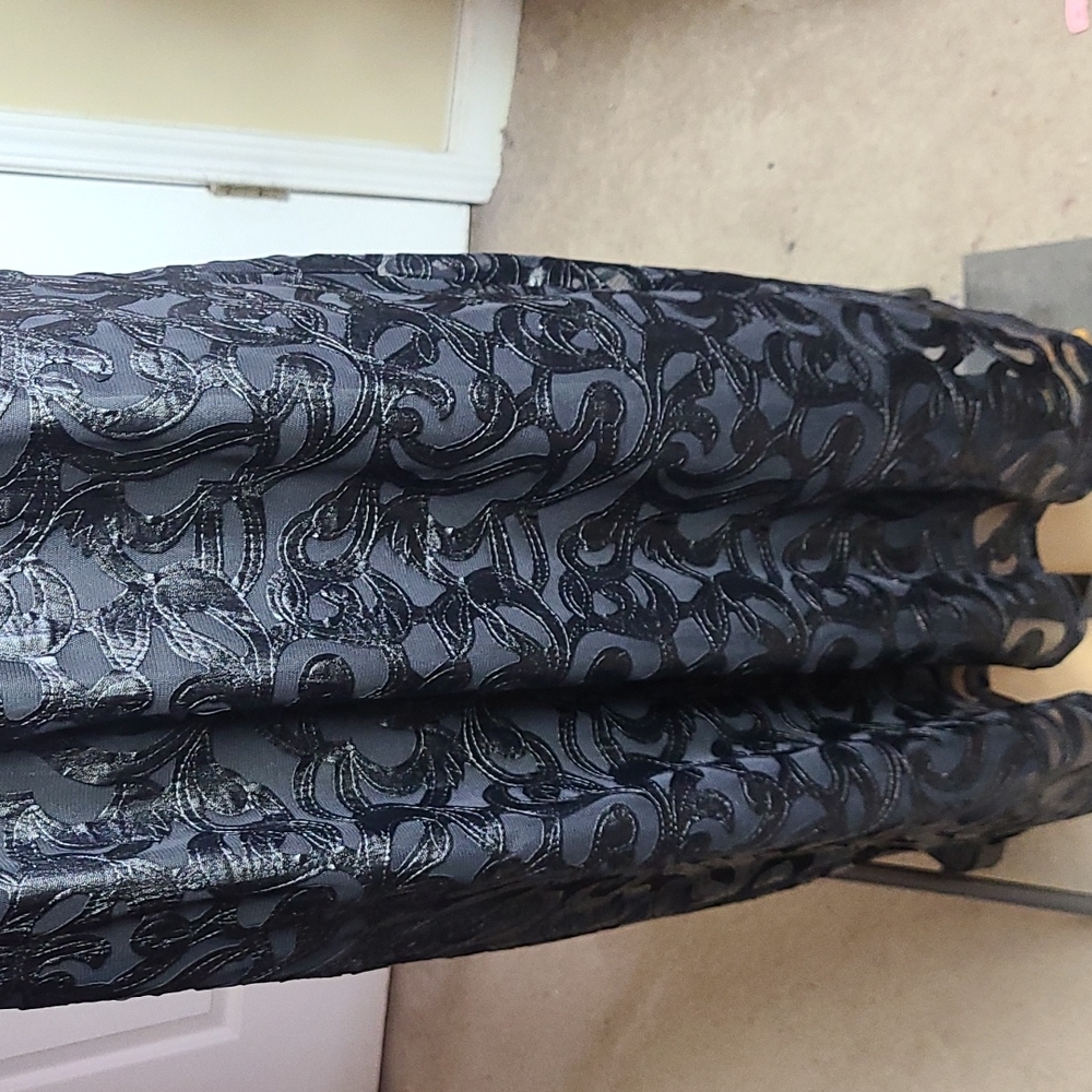Ladies Sleeveless Dress 👗 😍 - Picture 3 of 8